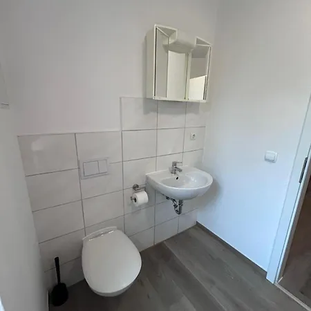 Aparthotel 1, 2 Und 3 Monteurwohnungen In 3*