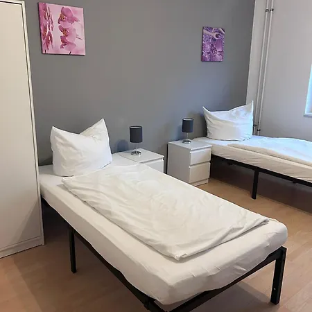 Aparthotel 1, 2 Und 3 Monteurwohnungen In