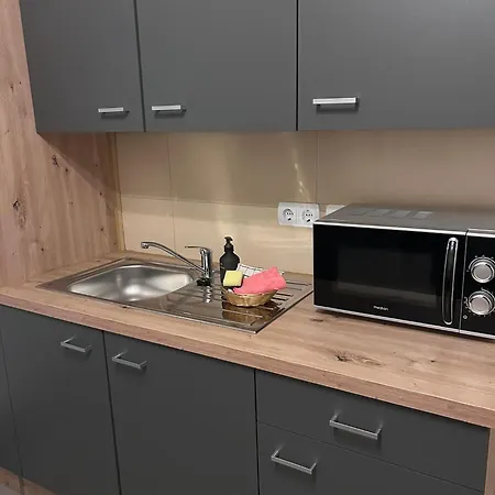 1, 2 Und 3 Monteurwohnungen In Aparthotel