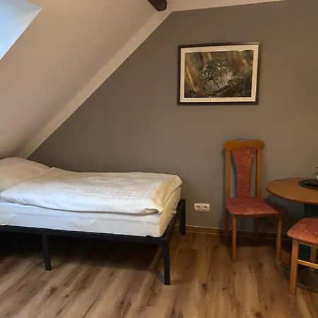 1, 2 Und 3 Monteurwohnungen In Aparthotel 3*