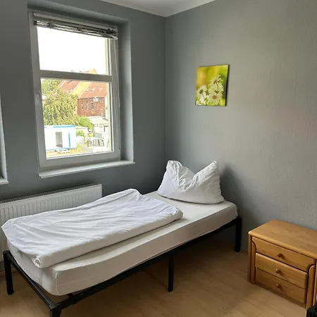 1, 2 Und 3 Monteurwohnungen In Aparthotel 3*