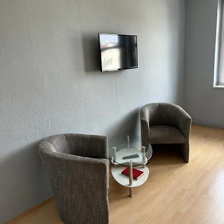 Aparthotel 1, 2 Und 3 Monteurwohnungen In 3*