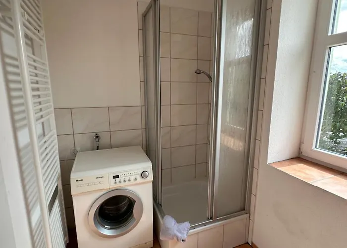 1, 2 Und 3 Monteurwohnungen In アパートホテル 3*