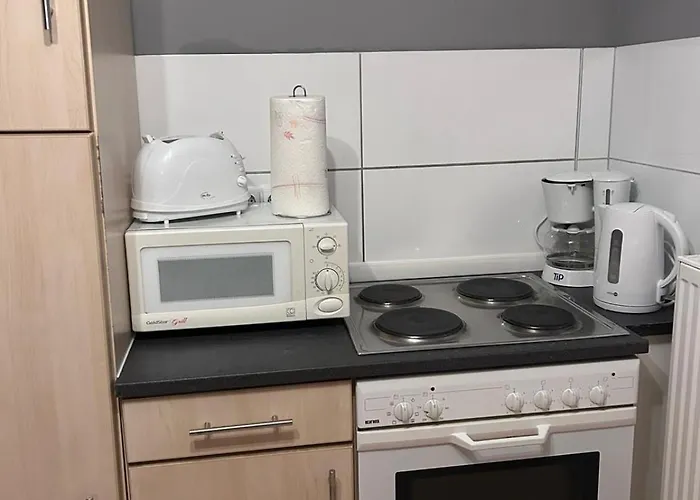 1, 2 Und 3 Monteurwohnungen In 3*