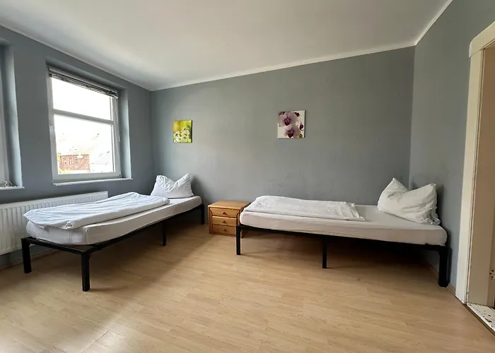 1, 2 Und 3 Monteurwohnungen In アパートホテル 3*